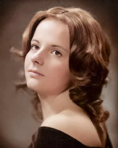 Cynthia M. Bloom (Cindy Saye)